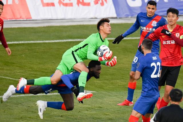 拜仁今夏或无重磅引援：戈登替代人选实力逊色